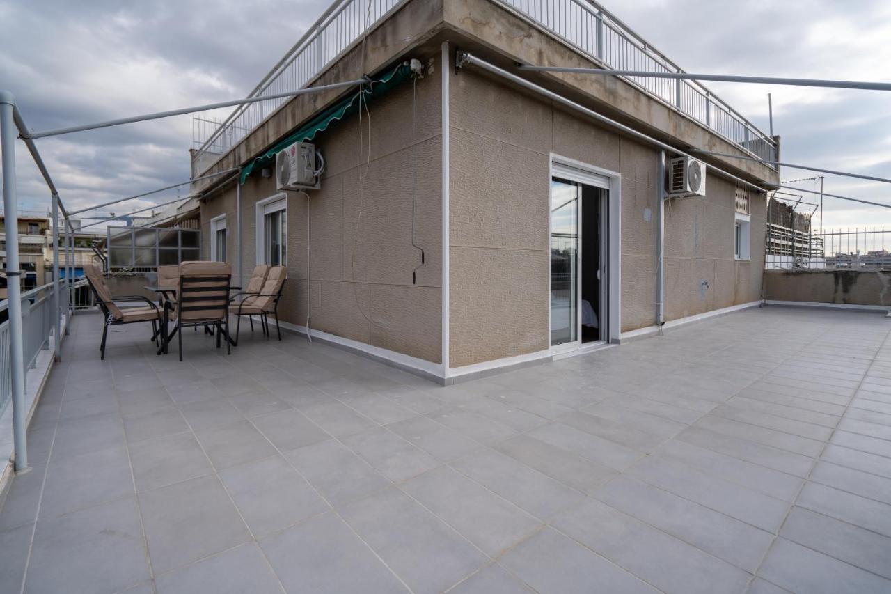 Apartamento Athens Hideout Apt, Big Rooftop With City View Exterior foto