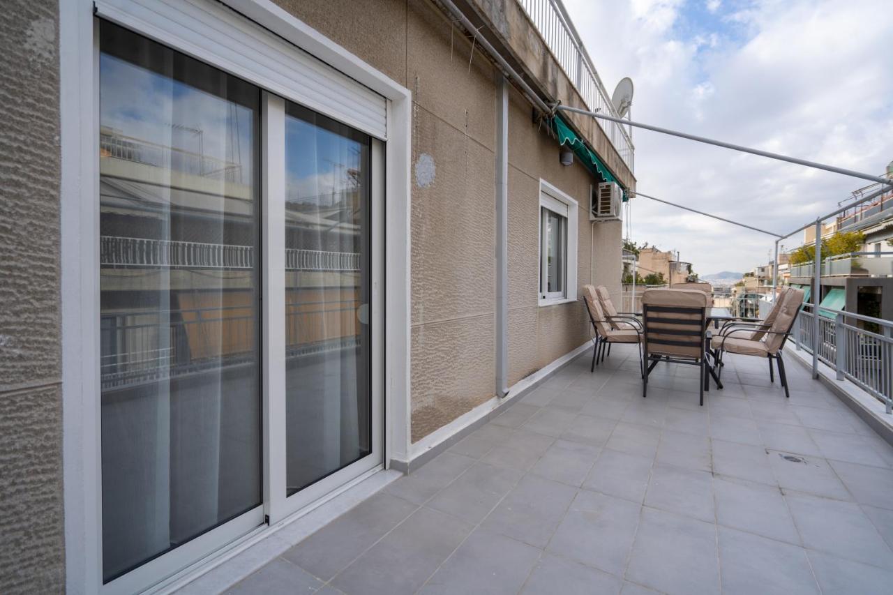 Apartamento Athens Hideout Apt, Big Rooftop With City View Exterior foto