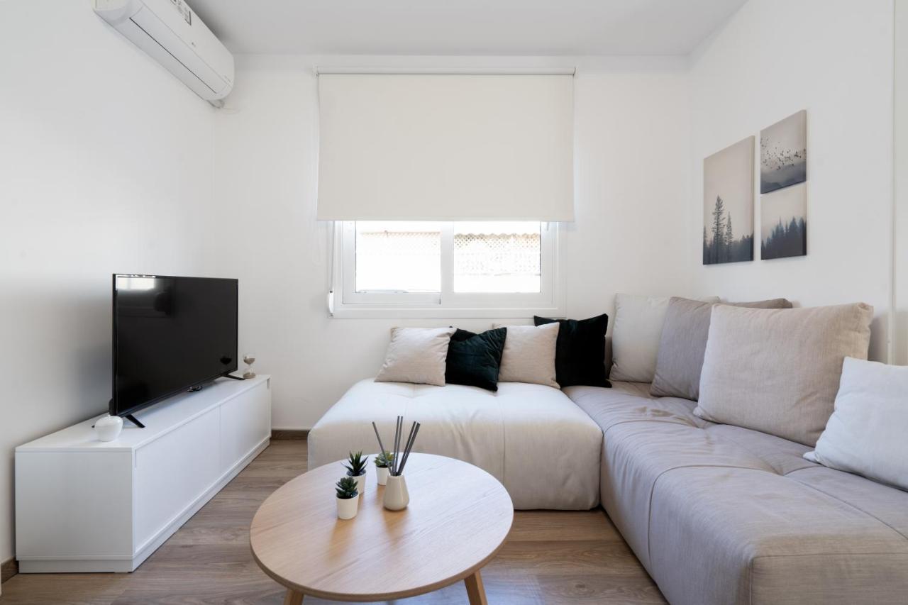 Apartamento Athens Hideout Apt, Big Rooftop With City View Exterior foto