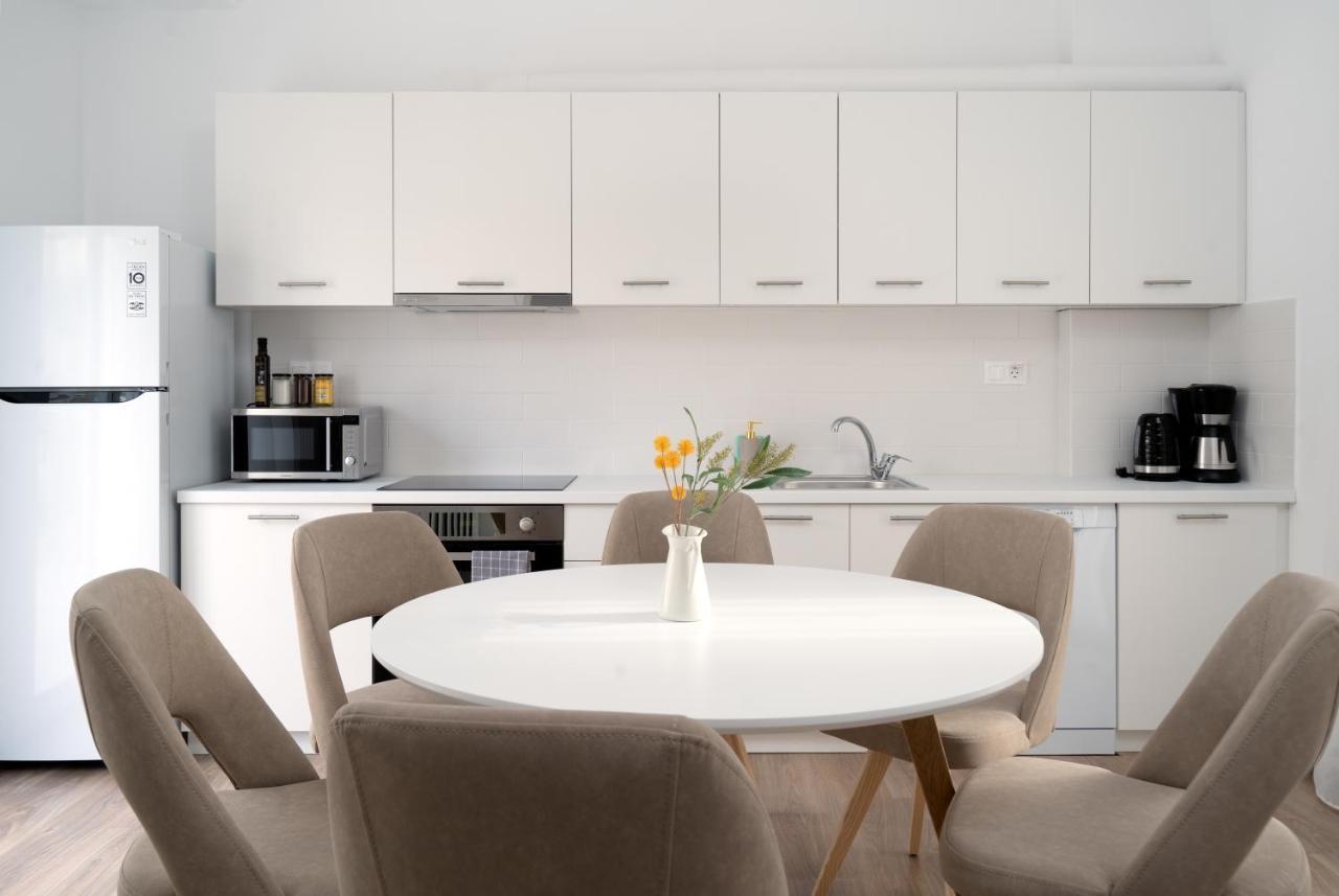 Apartamento Athens Hideout Apt, Big Rooftop With City View Exterior foto